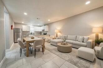 365 Audrey Ln, Unit 365 in Houston, TX - Building Photo - Building Photo