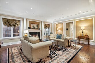 446 W Huron St in Chicago, IL - Building Photo - Building Photo