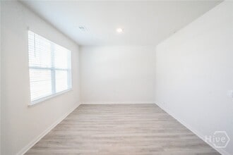 102 Windrush Pnes in Pooler, GA - Building Photo - Building Photo