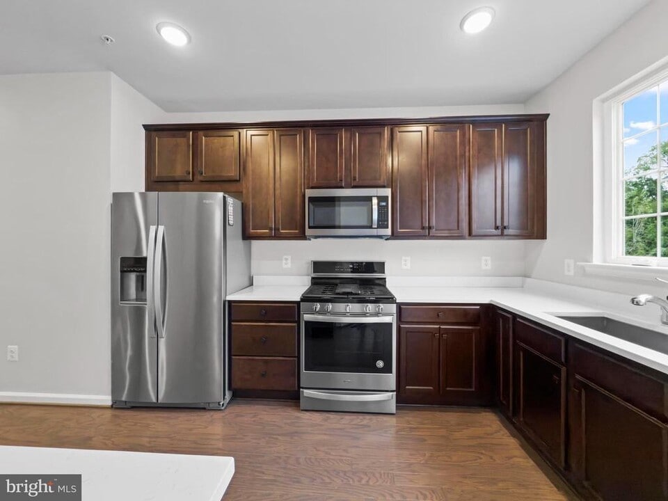 2570 Debert Cir in Severn, MD - Building Photo