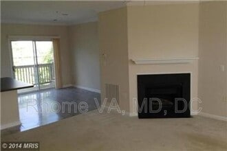 21809 Jarvis Square in Ashburn, VA - Building Photo - Building Photo