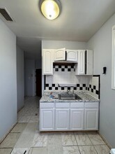 179 Neptune Ave, Unit 3 in Jersey City, NJ - Building Photo - Building Photo