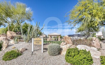 5310 W Pontiac Dr in Glendale, AZ - Building Photo - Building Photo