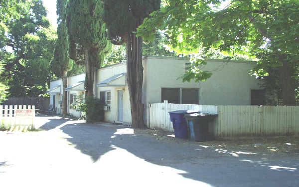 3310-3350 Ivy St in Sacramento, CA - Foto de edificio