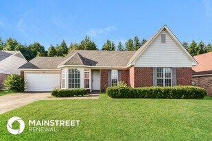 4152 Triple Crown Loop N in Southaven, MS - Building Photo