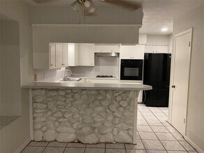 10114 Kirkdale Dr in Houston, TX - Building Photo - Building Photo