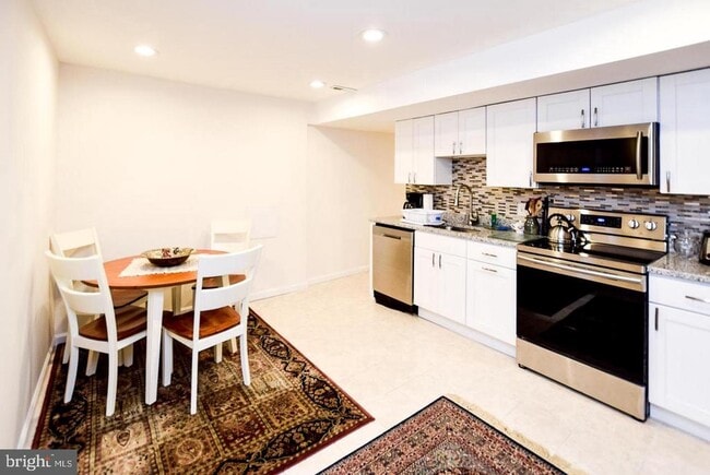 property at 1313 Fairmont St NW