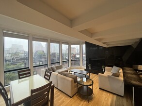 113 Beacon St, Unit Penthouse in Boston, MA - Foto de edificio - Building Photo