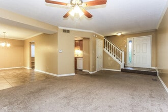 164 Westridge Blvd in Greenwood, IN - Building Photo - Building Photo