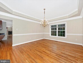 18818 Liberty Mill Rd in Germantown, MD - Building Photo - Building Photo