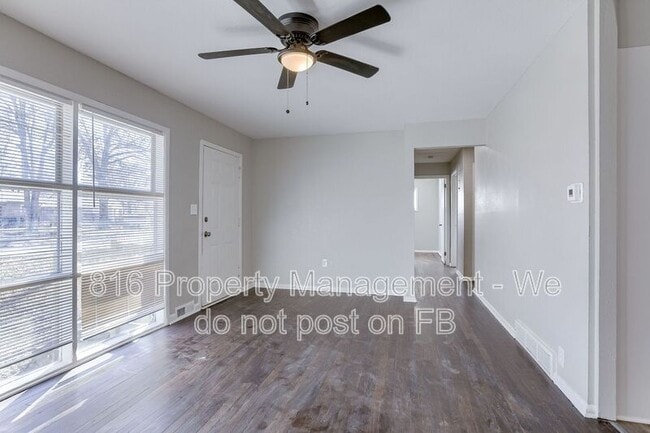 11420 Manchester Ave in Kansas City, MO - Building Photo - Building Photo