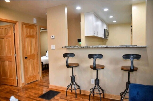 property at 1917 Taylor Ave