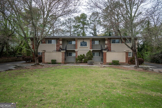 2018 S Milledge Ave in Athens, GA - Building Photo - Building Photo
