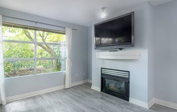 2983 W 4th Ave in Vancouver, BC - Building Photo - Building Photo