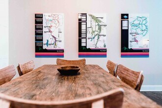 406 NW Retreat Ln in Bentonville, AR - Building Photo - Building Photo