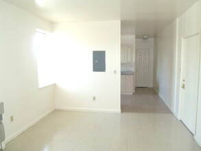 Palisades Apartments-NO AVAILIBILTY in Bridgeport, CT - Building Photo - Building Photo