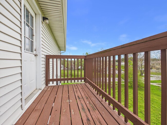 property at 209 W Bridge St