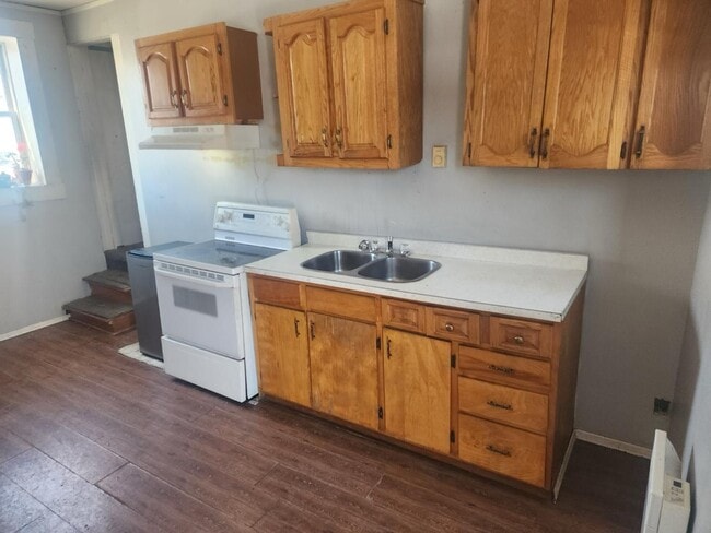 property at 104 Duke St