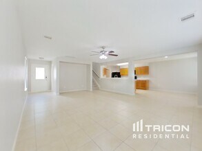 6811 Rustic Pecan Ln in Houston, TX - Building Photo - Building Photo