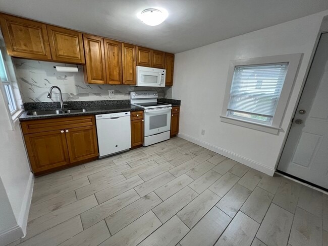 property at 23 Myrtle St