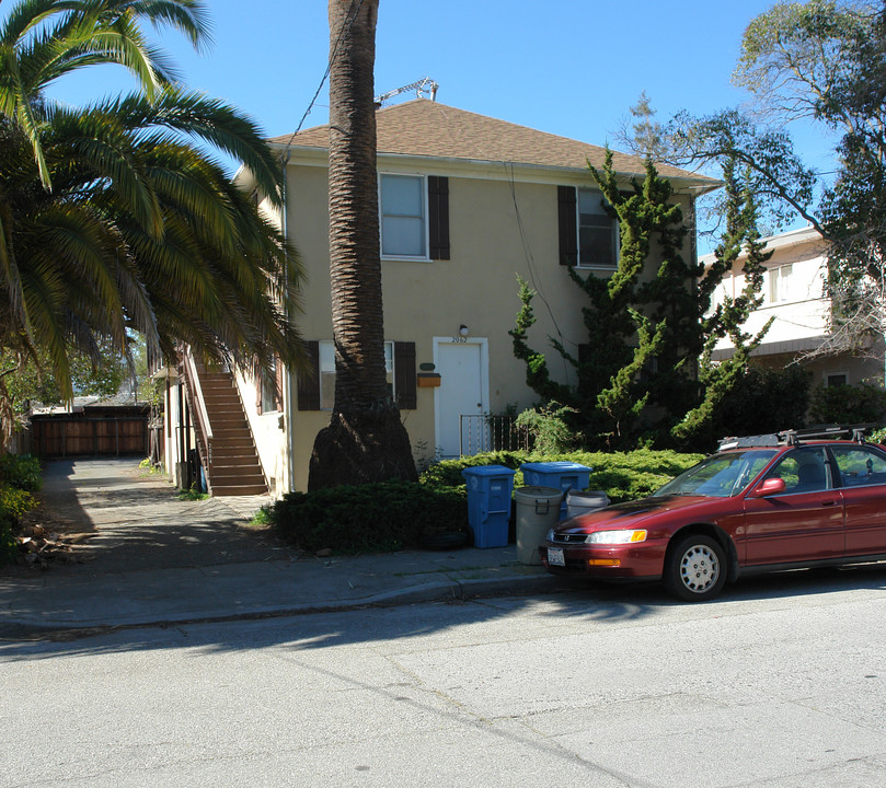 2060-2064 Yale St in Palo Alto, CA - Building Photo