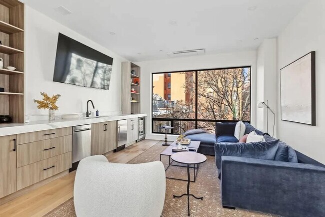 property at 389 Manhattan Ave