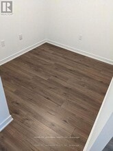 395 Dundas St W in Oakville, ON - Building Photo - Building Photo