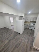 1144 NW 30th St in Miami, FL - Building Photo - Building Photo