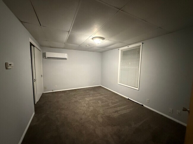 522 E 5th St in Wayne, NE - Foto de edificio - Building Photo