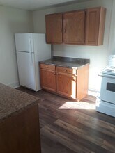 1022 Conklin Hill Dr in Syracuse, IN - Building Photo - Building Photo