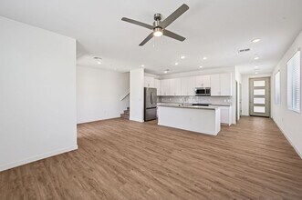 2115 Jennifer Lynn Way in Phoenix, AZ - Building Photo - Building Photo