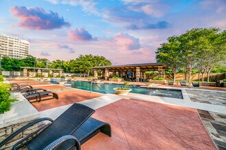 4242 Broadway, Unit 1506 in San Antonio, TX - Building Photo - Building Photo