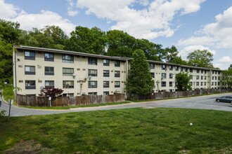 Christopher Condominiums in Washington, DC - Building Photo - Building Photo