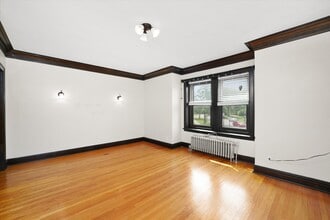 46 Lawton Rd in Riverside, IL - Building Photo - Building Photo