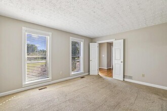 4972 Vermack Rd in Dunwoody, GA - Building Photo - Building Photo