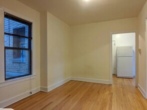 2649.5 N Spaulding Ave in Chicago, IL - Building Photo - Building Photo