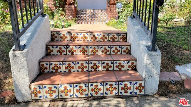 1331 Masselin Ave in Los Angeles, CA - Building Photo - Building Photo