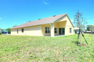 8456 104th Ave in Vero Beach, FL - Building Photo - Building Photo