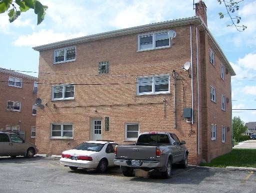 8045 W 83 St in Justice, IL - Building Photo - Building Photo