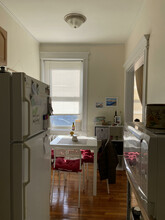 1637 Commonwealth Ave, Unit 7 in Boston, MA - Building Photo - Building Photo