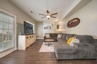 200 Eagle Crest Dr in Camden Wyoming, DE - Building Photo - Building Photo