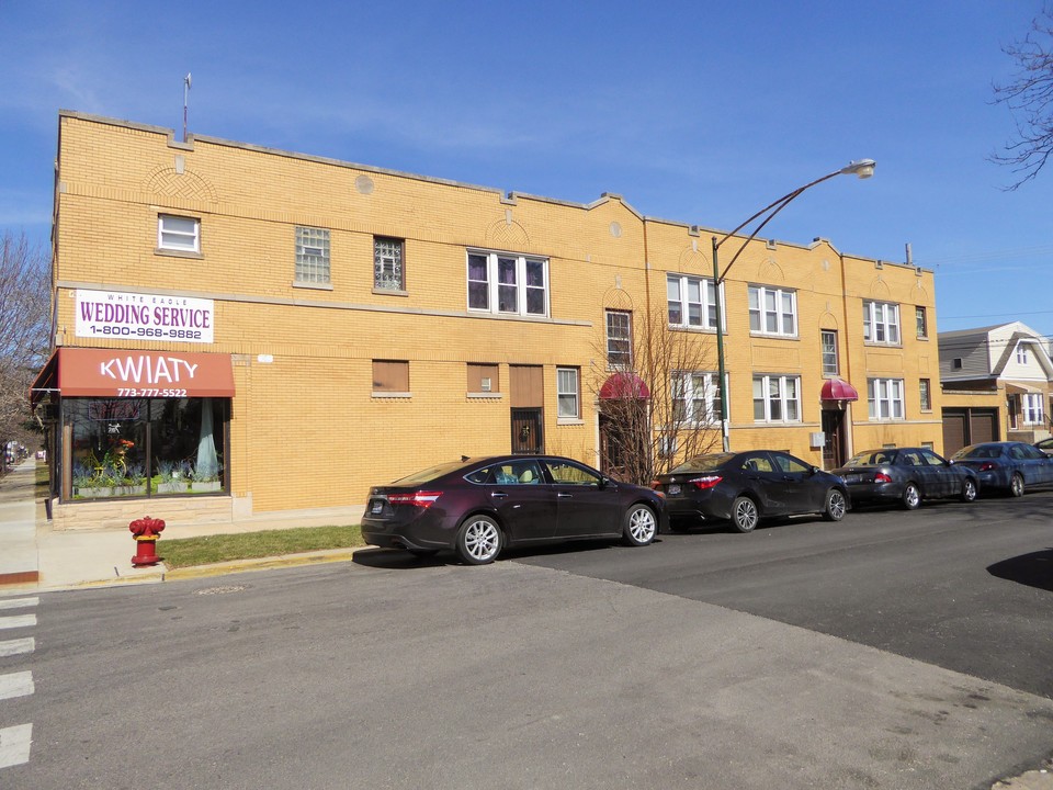 3233-3235 N Narragansett Ave in Chicago, IL - Building Photo