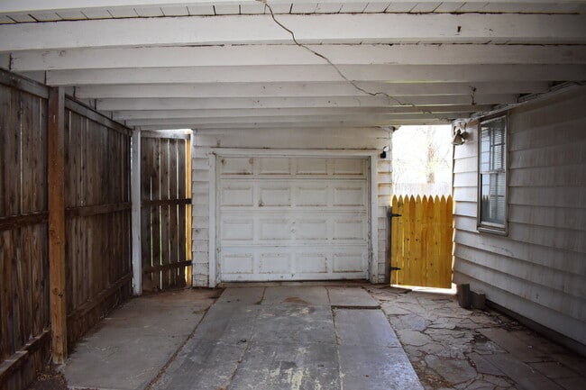 2411 22nd St in Lubbock, TX - Building Photo - Building Photo