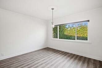3454 Green Vista Dr in Los Angeles, CA - Building Photo - Building Photo