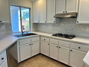 658 Felino Way in Chula Vista, CA - Building Photo - Building Photo