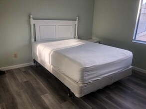 718 Laurel Ave in Millbrae, CA - Building Photo - Building Photo