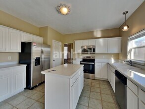 16938 Cedar Creek Ln in Noblesville, IN - Building Photo - Building Photo