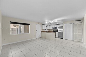 3101 SW 27th Ave in Coral Gables, FL - Building Photo - Building Photo