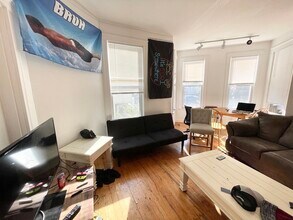 37 Hillside St, Unit 1 in Boston, MA - Building Photo - Building Photo