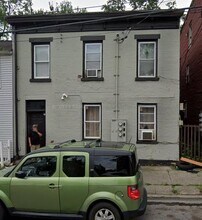 235 Washington St in Newburgh, NY - Building Photo - Building Photo